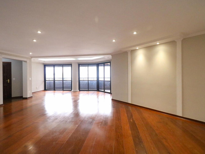 Apartamento de 206 m² com dependência completa no Barcelona, foto 1