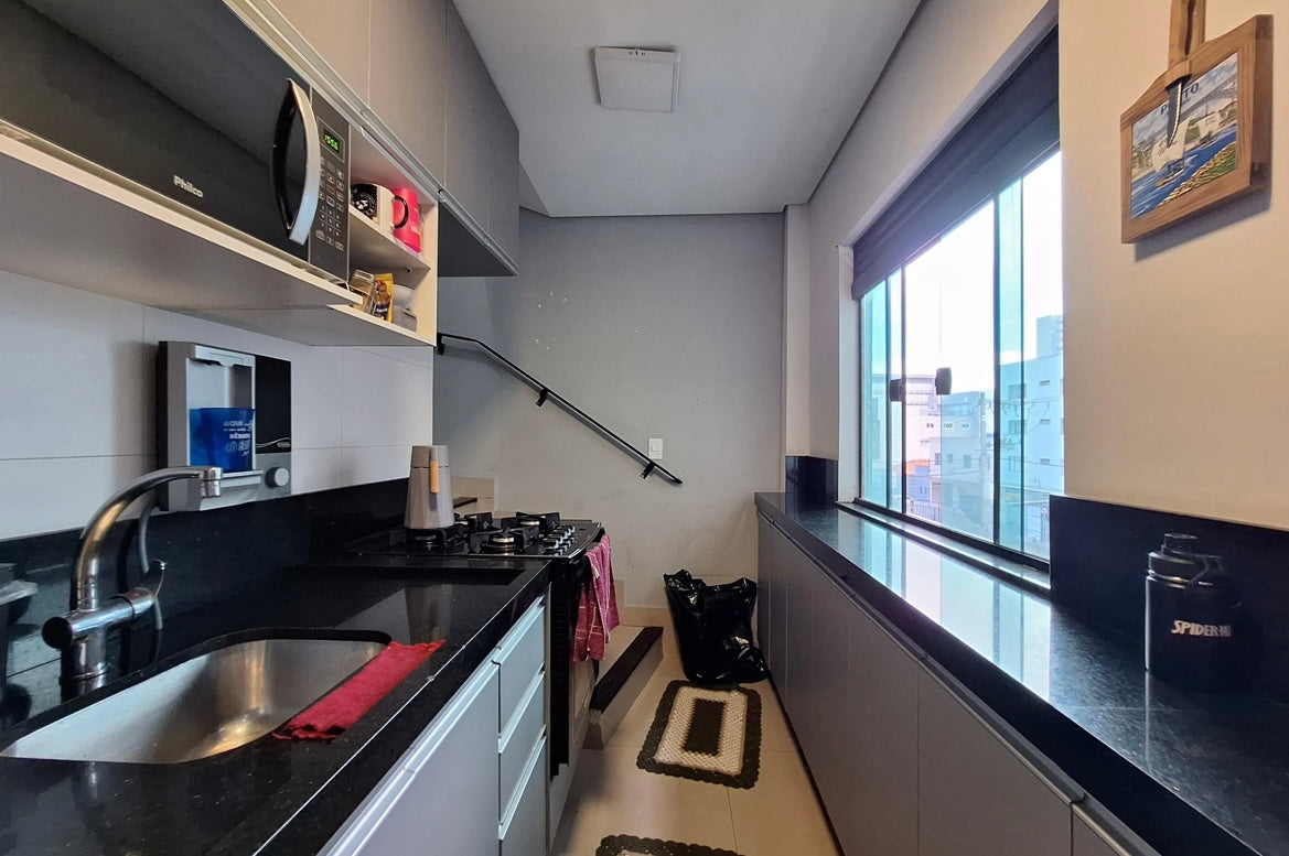 Cobertura mobiliada com área gourmet