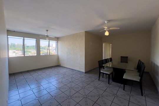 Apartamento de 105 m² com 3 dormitórios, foto 1
