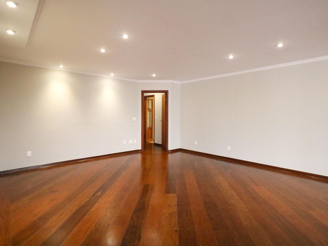 Apartamento de 206 m² com dependência completa no Barcelona, foto 3