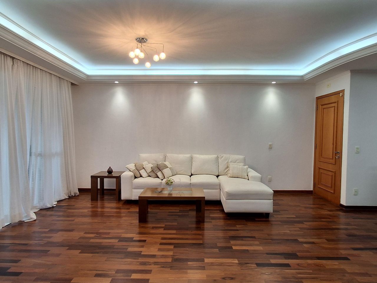 Apartamento de 150 m² com dependência no Santa Paula, foto 2