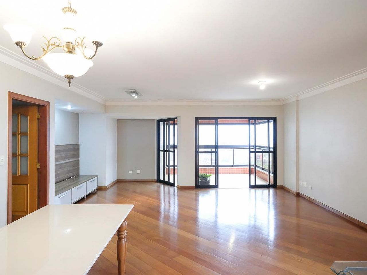 Apartamento de 163 m² com closet no Barcelona, foto 2