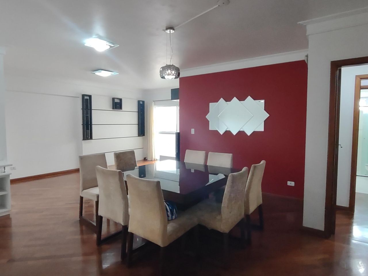 Apartamento de 137 m² com quarto reversível no Santo Antônio, foto 1